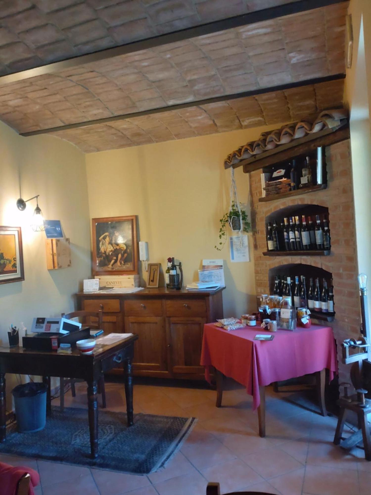 Agriturismo Cascina Varie Castagnito Exteriör bild