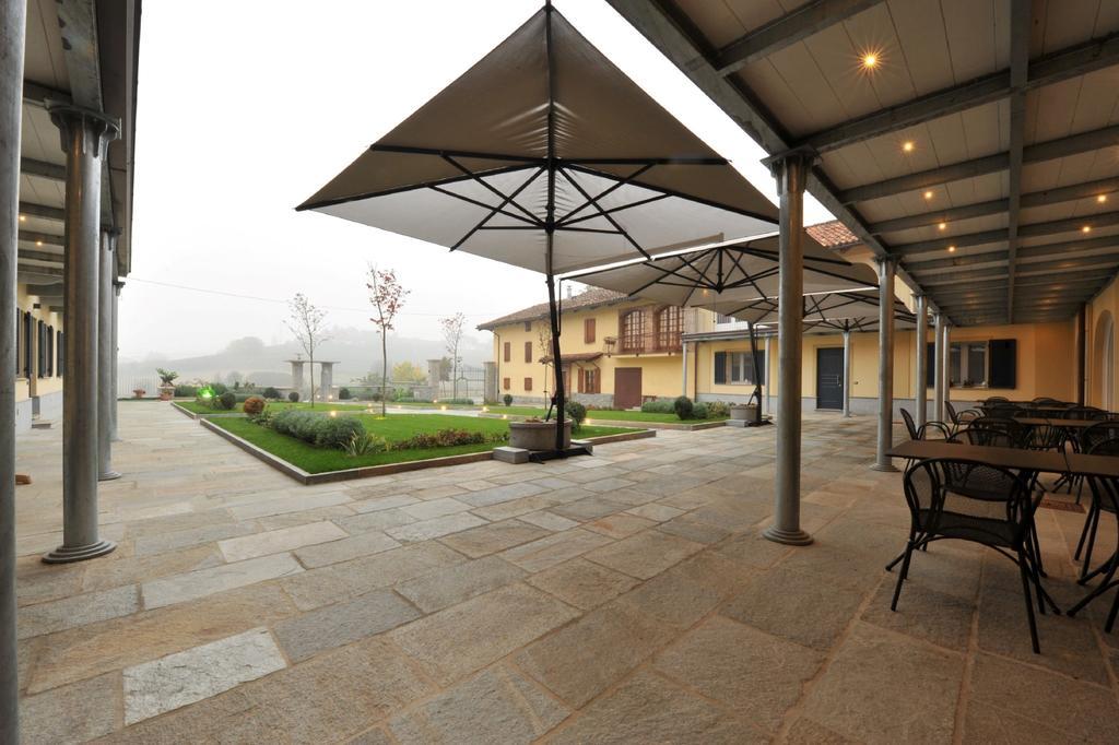 Agriturismo Cascina Varie Castagnito Exteriör bild